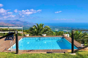 Villa panoramica sull'Etna con piscina vista mare